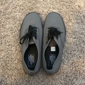 ! BRAND NEW ! Vans Off the Wall Shoes